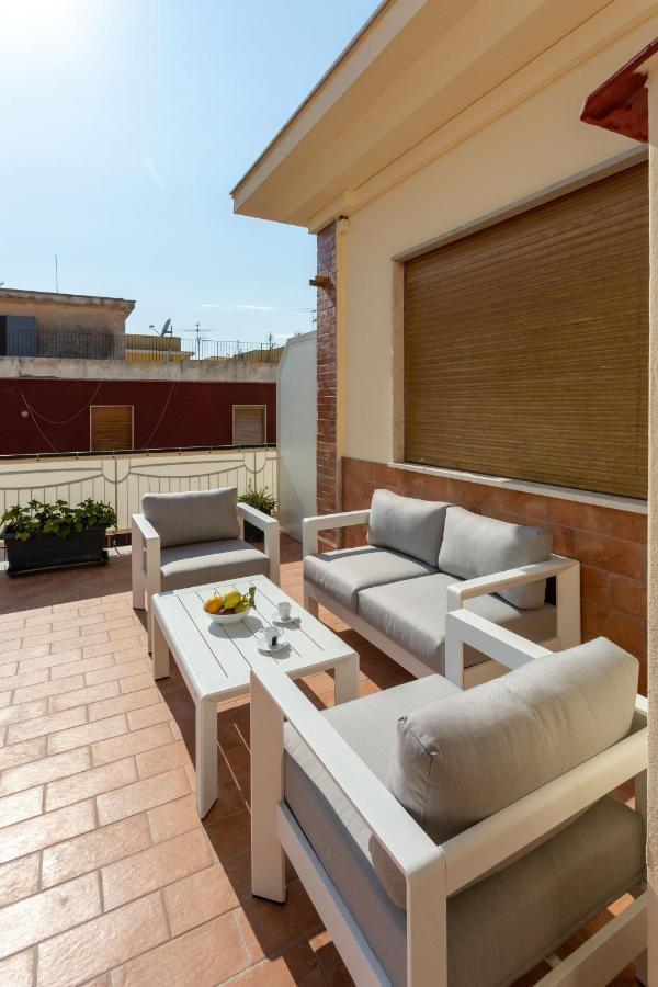 Tofani Apartment - Luminoso Con Terrazzo Panoramico Сорренто Екстер'єр фото