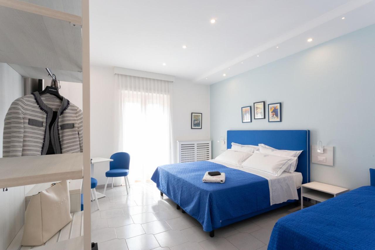 Tofani Apartment - Luminoso Con Terrazzo Panoramico Сорренто Екстер'єр фото